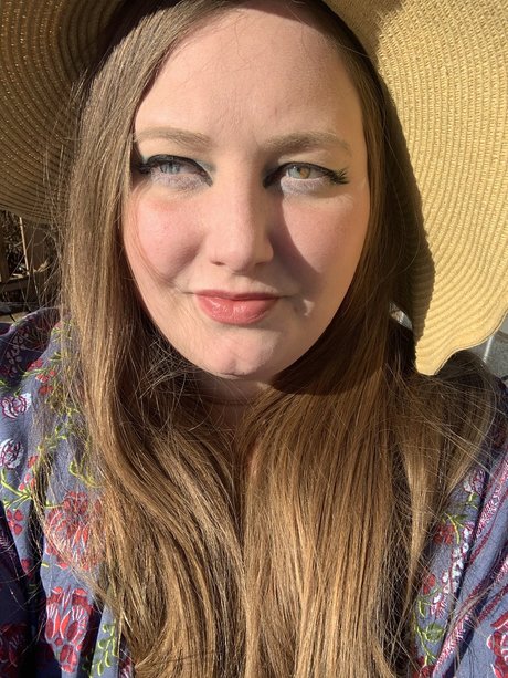 a cute meow onlyfans page