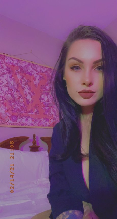 Merlot Massacre onlyfans pics nude