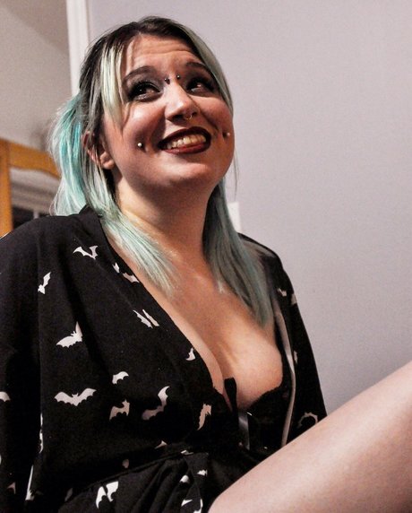 Merci Black_ onlyfans nide