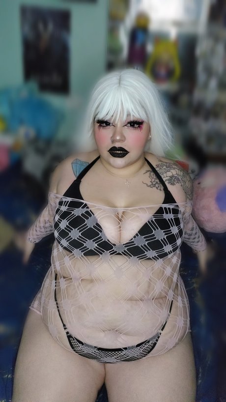 Mercedes Kill onlyfans tits