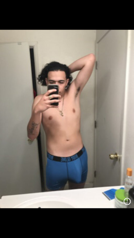 Malakias Mendoza onlyfans leak fuck