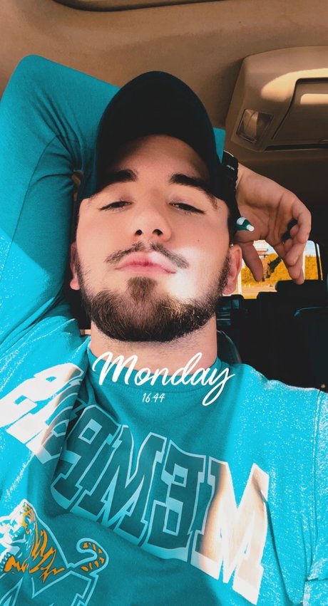 Lucky Nicky onlyfans images