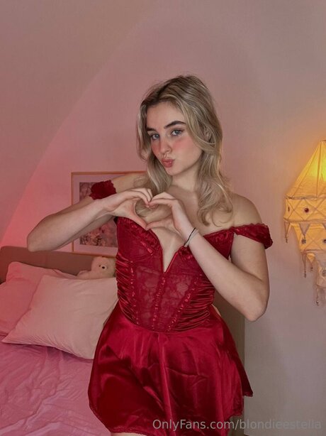 Stella Ray nude on onlyfans