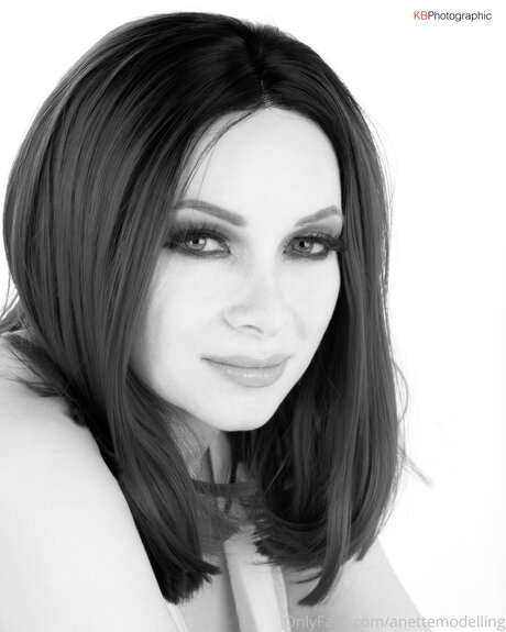 Aneta Hradecka onlyfans nudes