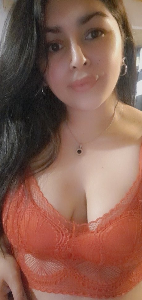 Morochaa_ onlyfans fotos