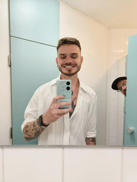 Megraholia onlyfans posts