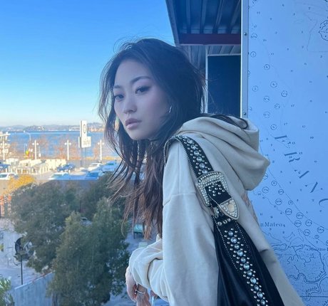 Mae Col onlyfans page