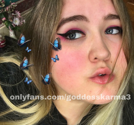 karmatheslut777 only fans nude