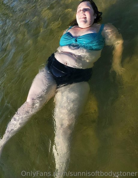 sunnisoftbodystoner onlyfans fuck