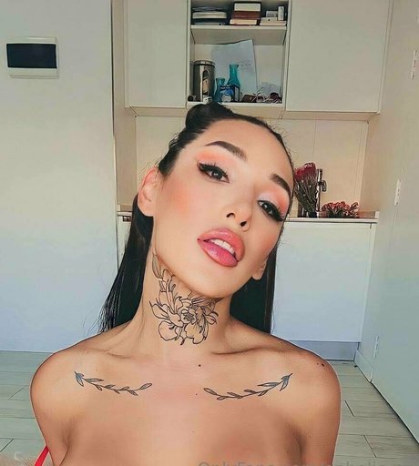 ophelia xx onlyfans desnuda