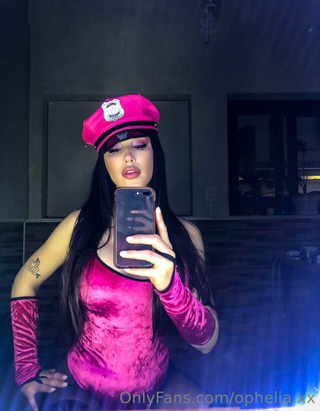 ophelia xx onlyfans nsfw
