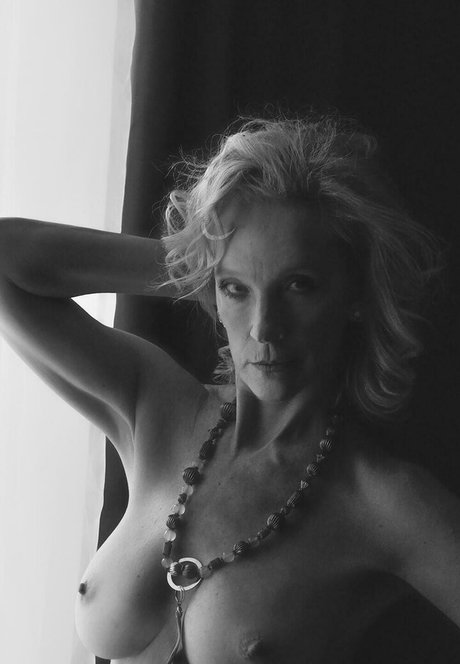 Elena Luneva onlyfans leak free