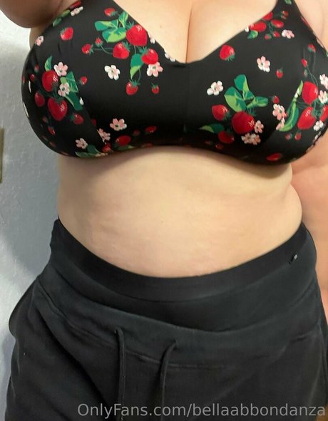 bellaabbondanza nude onlyfans pics