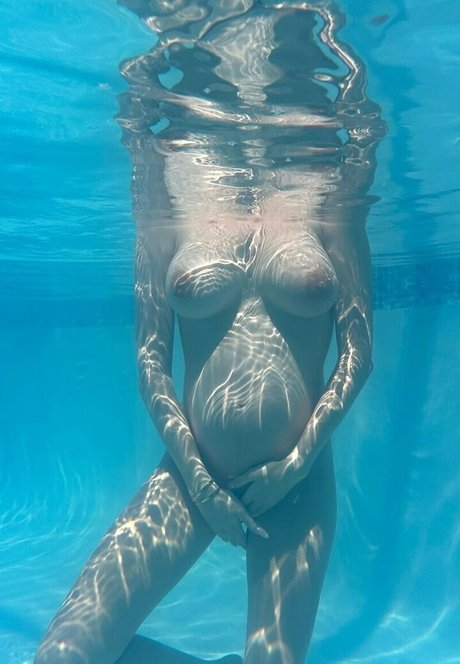 Laura Sophie Muller onlyfans leaked pictures