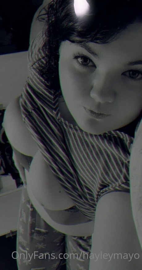 hayleymayo onlyfans leaked tits