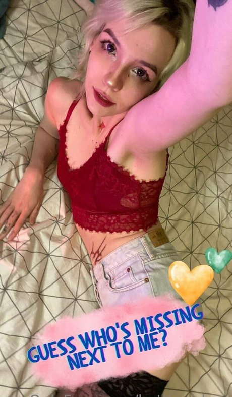 hottiegirlme nude onlyfans pics