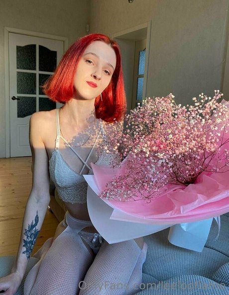 leelooflame onlyfans content