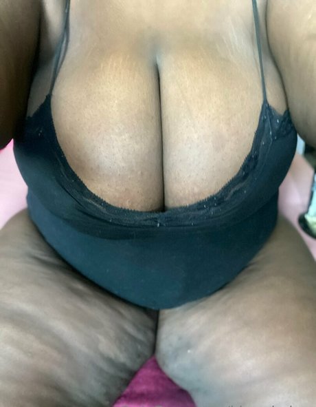 kianakakez onlyfans leak nude