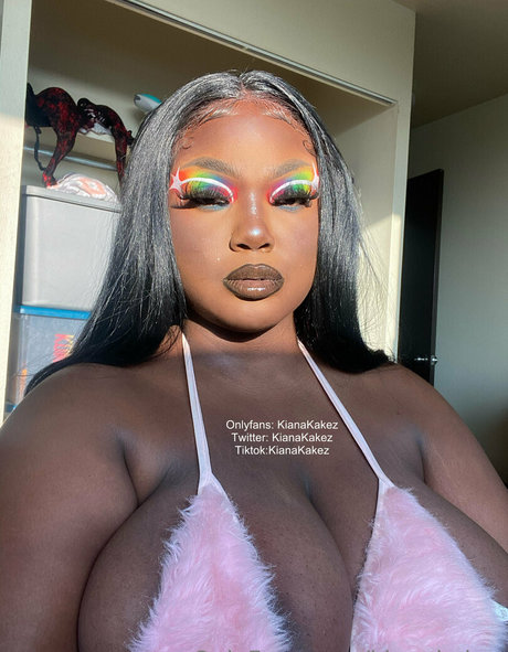 kianakakez only fans nude