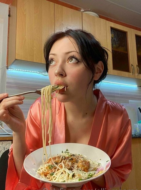 elliemooree onlyfans leak