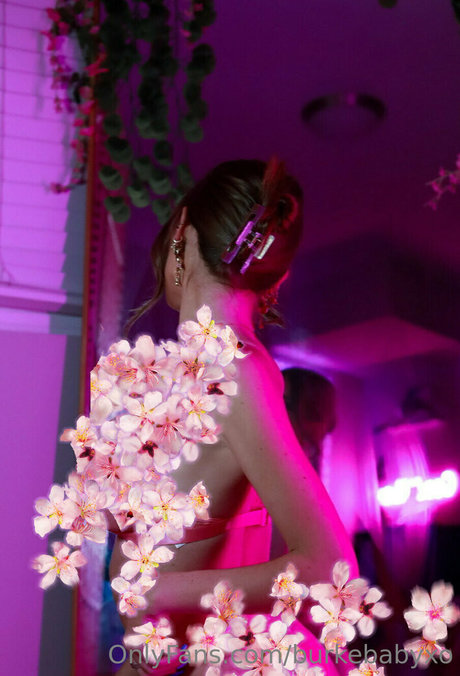 burkebabyxo only fans nude