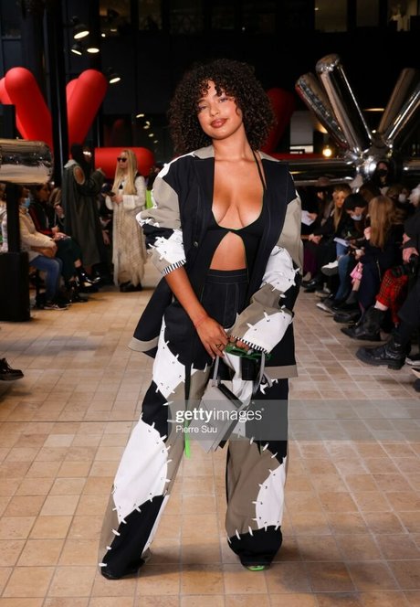 Paola Locatelli nude onlyfans pics