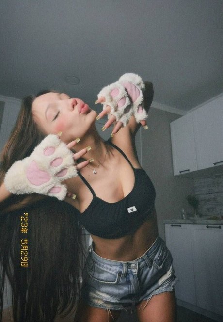 ChloeMorez onlyfans fotos