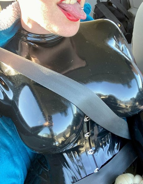 ninaltx onlyfans model photo