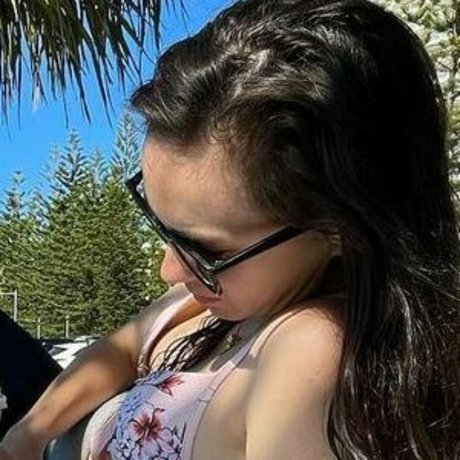 Amy Shark ass onlyfans