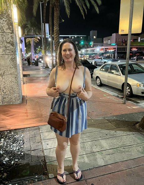 Maya Vakker leak onlyfans