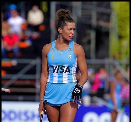 Agustina Albertario onlyfans strip