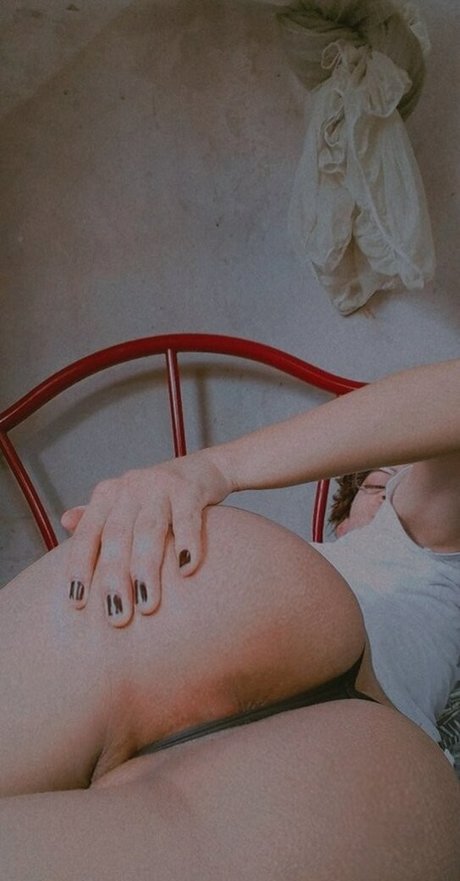 Lana Santhos onlyfans leak naked