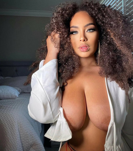 sirensaysseduce onlyfans nudes leak