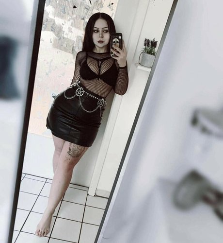 NevernaNoir leaked porn onlyfans