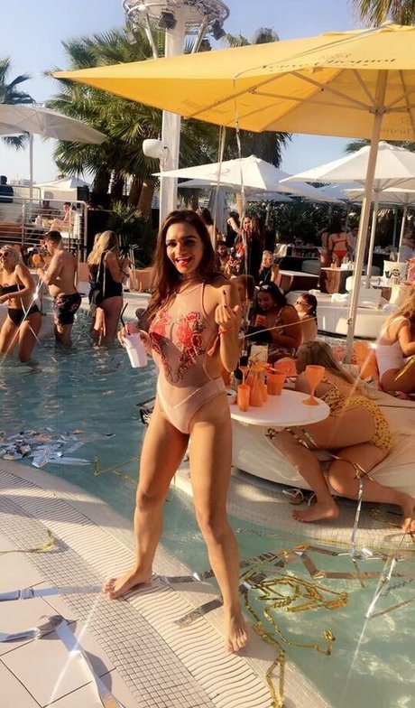 Lana D onlyfans content