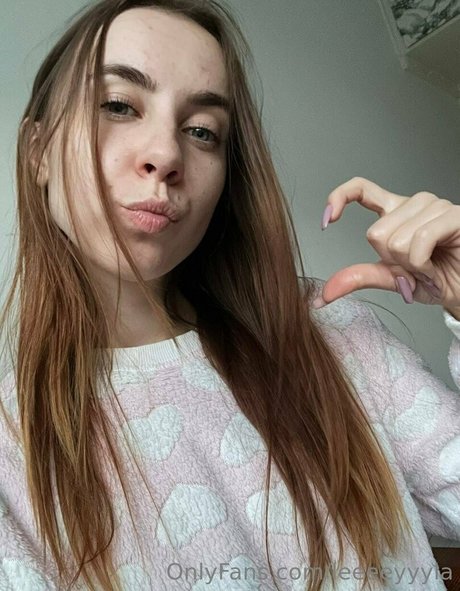 leeeeyyyla naked onlyfans leaked