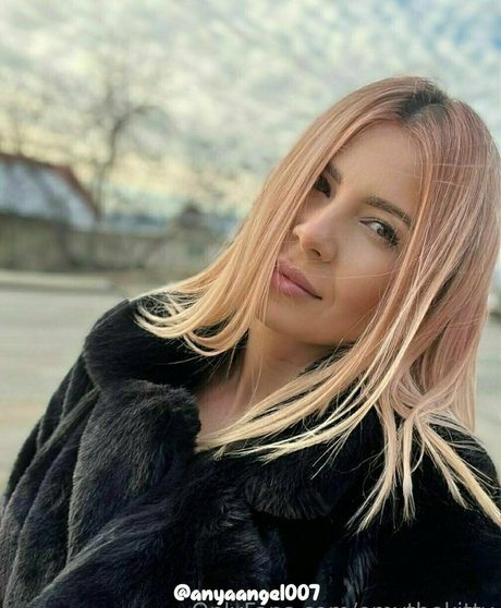 emythekitty nude only fans