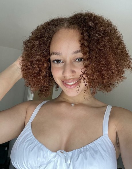 Alwaysbeshy porn onlyfans