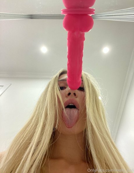 molly bell Profile pic