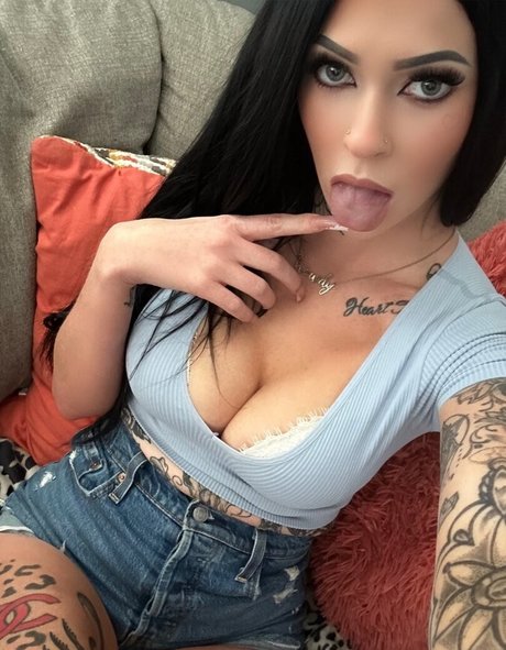 Carleebinx onlyfans free