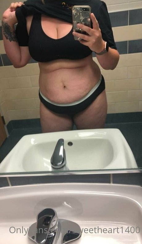 sweetheart1400 onlyfans nude tits