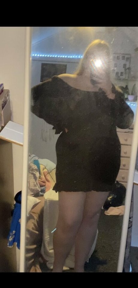 pastelpeachie nudes leaked onlyfans