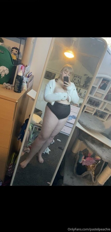 pastelpeachie nude onlyfans