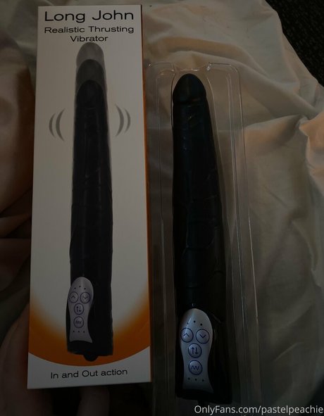 pastelpeachie onlyfans leaked