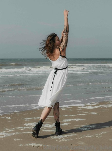 poly luna onlyfans pics leaked