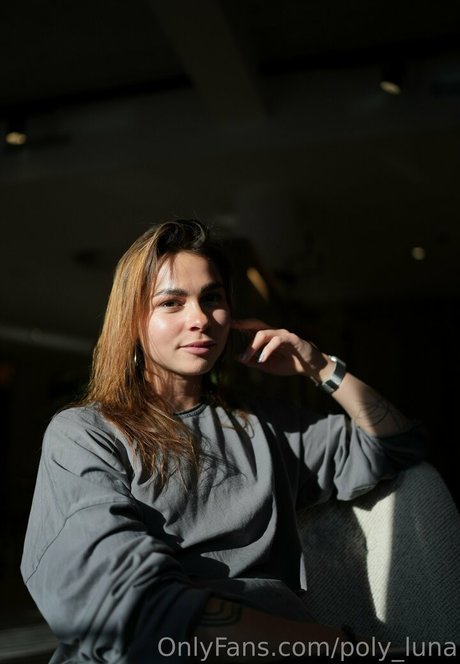 poly luna tits onlyfans