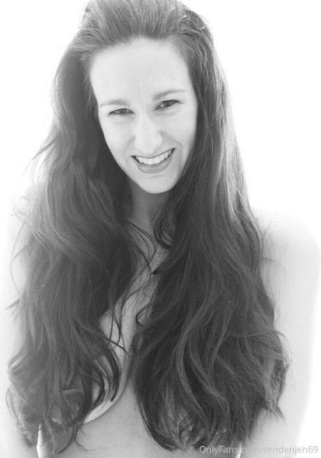 zendenjen69 onlyfans nude leaked