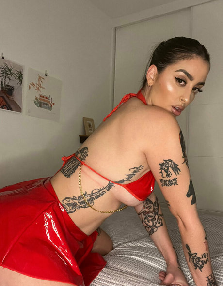 emilyevansx onlyfans leak fuck