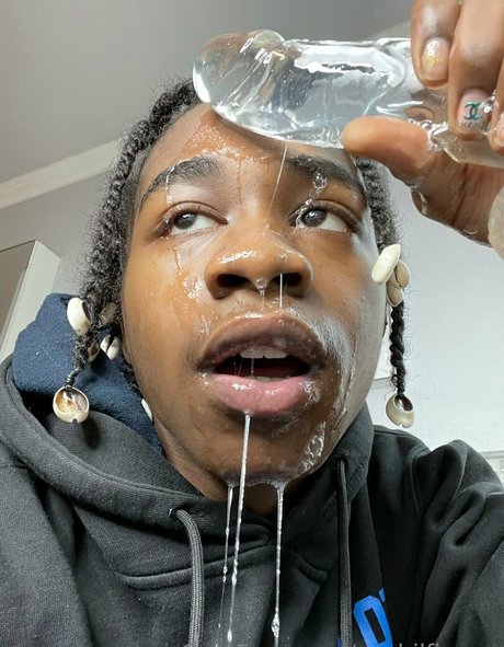 zayhilfigerrr naked onlyfans leaks