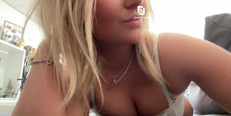 BootyLunaa onlyfans leak